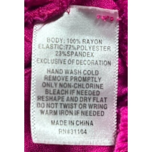 Crown & Ivy Bohemian Short Sleeve Top Women's‎ 1X Deep Pink Smocked Hem Rayon - Picture 7 of 7